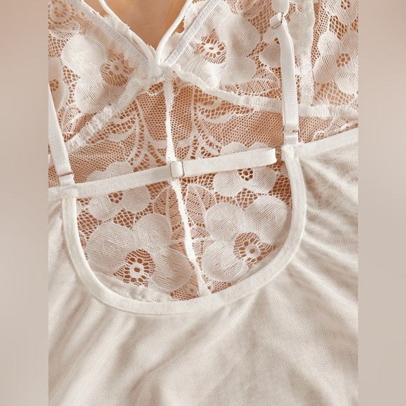 White Lace Bodysuit Lingerie for Women, Thin Straps, Size S, Sexy Intimates - Picture 5 of 6